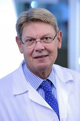 Arzt Dermatologe Peter Übellacker